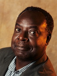 Dongala, Emmanuel