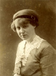 Åslund, Frida