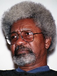 Poträttbild av Wole Soyinka
