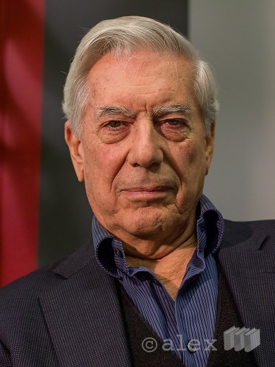 Författarporträtt av Vargas Llosa, Mario