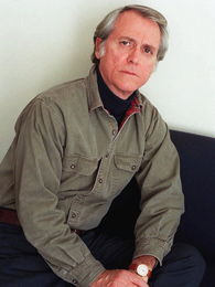 Poträttbild av Don DeLillo