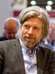 Poträttbild av Karl Ove Knausgård