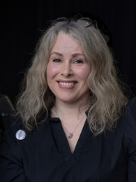 Poträttbild av Gunnhild Øyehaug