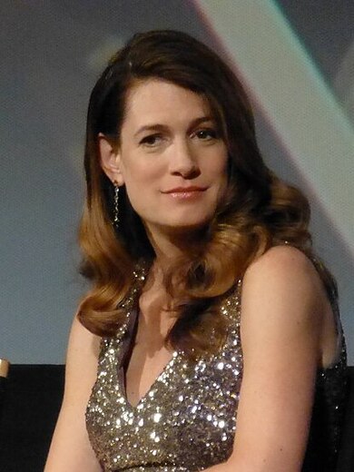 Portrait image of Gillian Flynn