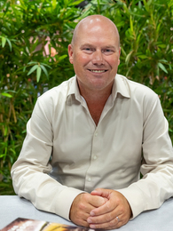 Poträttbild av Mattias Edvardsson