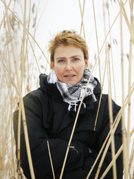 Porträttbild av Minna Lindeberg