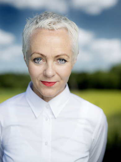 Porträttbild av Mona Høvring