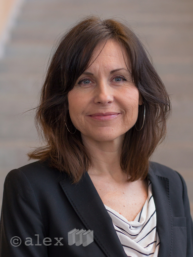 Oresvärd, Kamilla Oresvärd, Kamilla
