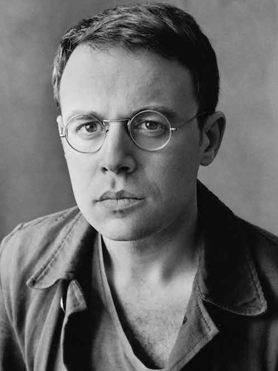Poträttbild av Joshua Cohen