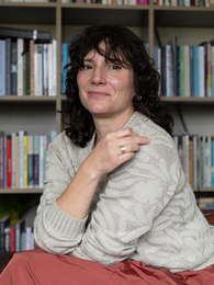 Poträttbild av Claire-Louise Bennett