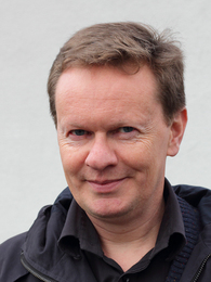 Poträttbild av Steinar Opstad