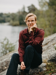 Poträttbild av Jenny Elfving