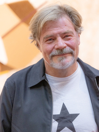 Poträttbild av Kristoffer Leandoer